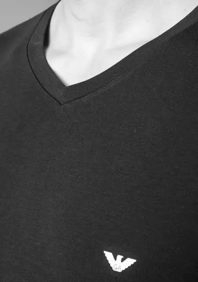 EMPORIO ARMANI V-Shirt 110810/CC729/00020 T-Shirt, Baumwolle, Schwarz 3 EMPORIO ARMANI V-Shirt 110810/CC729/00020 T-Shirt, Baumwolle, Schwarz – Bild 3