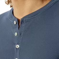 Schiesser Revival Karl-Heinz Henley 1/1 172123/800 Longsleeve, Bio Baumwolle, Blau 7 Schiesser Revival Karl-Heinz Henley 1/1 172123/800 Longsleeve, Bio Baumwolle, Blau -Wäsche Verkaufsshop 384730 norm3